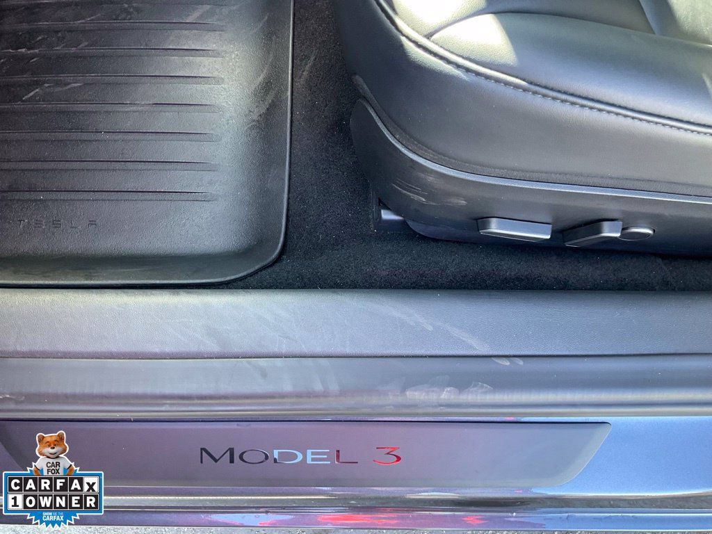Used 2023 Tesla Model 3 Standard Range RWD image 15