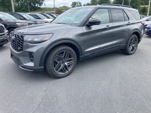 New 2026 Ford Explorer ST AWD/4WD image 18