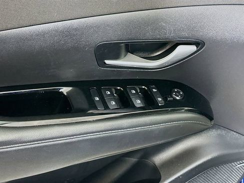 Certified 2022 Hyundai Tucson SEL w/ Convenience + Premium Package AWD/4WD image 22