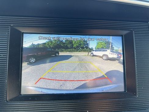 Used 2020 Hyundai Elantra SE w/ Convenience Package (C2) FWD image 14
