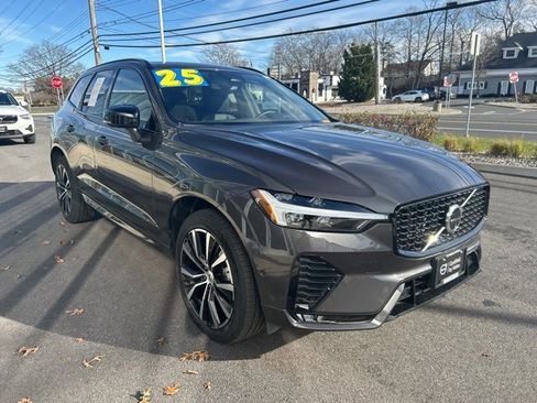 Certified 2025 Volvo XC60 B5 Plus image 6