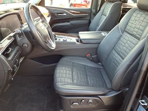 Used 2023 Cadillac Escalade Premium Luxury Platinum w/ LPO, Floor Liner Package AWD/4WD image 5