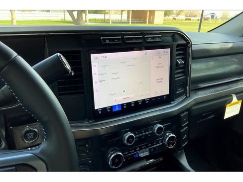 Used 2024 Ford F350 Lariat image 12