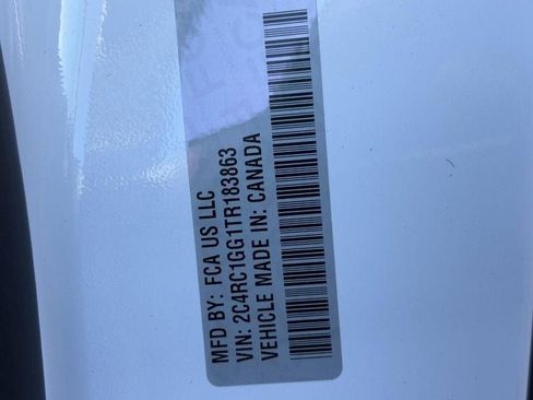 New 2026 Chrysler Pacifica Limited w/ S Appearance Package image 24