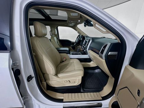 Used 2017 Ford F150 Lariat w/ Equipment Group 502A Luxury image 32