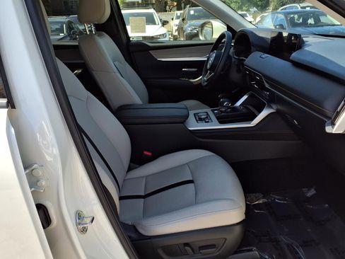 Certified 2025 MAZDA CX-90 3.3 Turbo w/ Preferred Package image 25