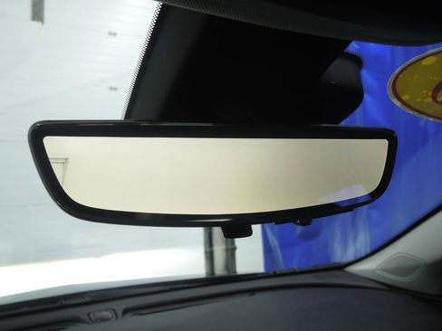 Used 2023 Chevrolet Bolt EUV Premier image 24