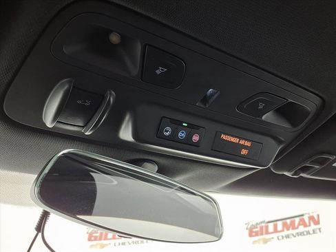 Used 2020 Chevrolet Camaro LT image 12