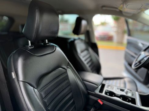 Used 2021 Ford Edge SEL FWD image 39