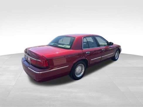 Used 2002 Mercury Grand Marquis LS RWD image 3