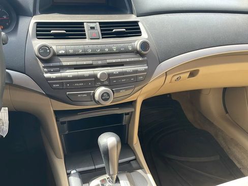 Used 2012 Honda Accord LX image 12