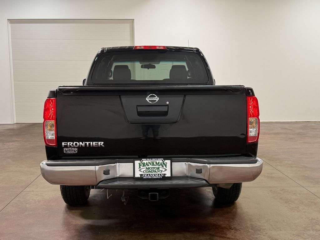 Used 2015 Nissan Frontier S RWD image 25
