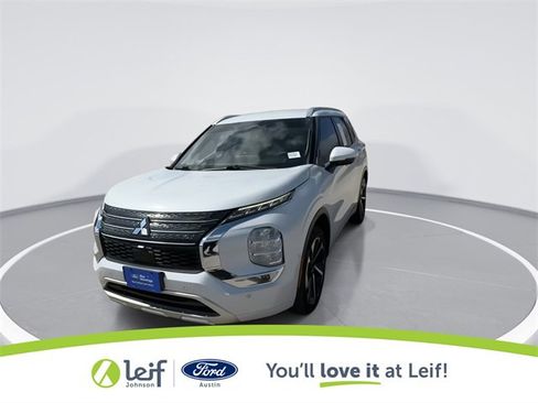 Used 2022 Mitsubishi Outlander SEL image 4