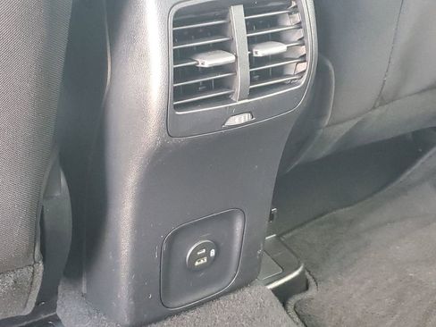 Used 2021 Ford Escape SE w/ SE Sport Appearance Package image 31