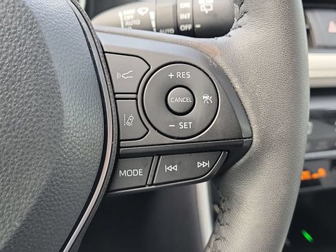 Certified 2025 Toyota RAV4 XLE w/ Convenience Package AWD/4WD image 10