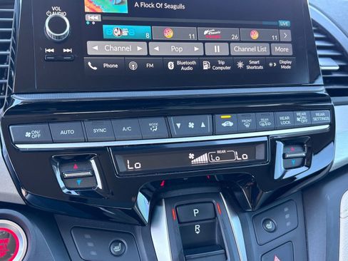 Certified 2025 Honda Odyssey EX-L image 31