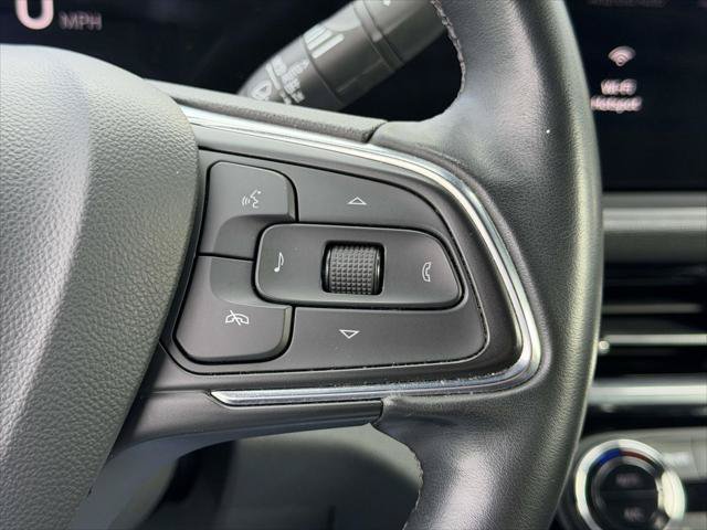 Used 2024 Buick Envista Sport Touring w/ Convenience I Package FWD image 24