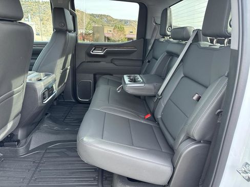 New 2026 GMC Sierra 1500 SLT w/ SLT Convenience Package image 14