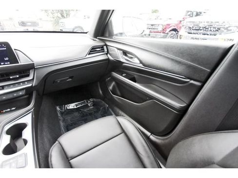 Used 2026 Cadillac CT4 Premium Luxury RWD image 9
