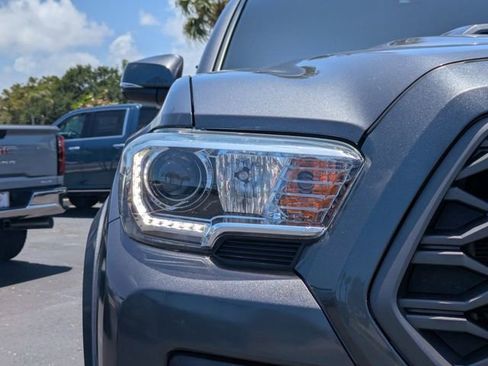 Used 2021 Toyota Tacoma TRD Sport RWD image 9