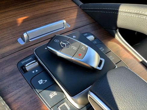 Used 2026 Mercedes-Benz GLE 350 4MATIC image 21