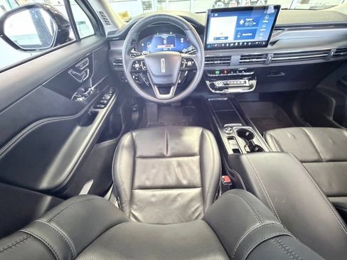 Used 2023 Lincoln Corsair Reserve w/ Equipment Group 201A AWD/4WD image 10