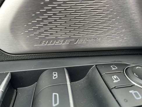 Certified 2025 GMC Acadia Denali w/ Super Cruise Package image 23