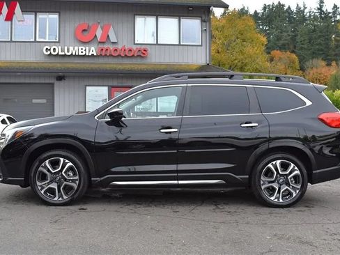 Used 2024 Subaru Ascent Touring AWD/4WD image 9
