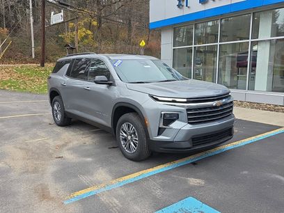 New 2026 Chevrolet Traverse LT
