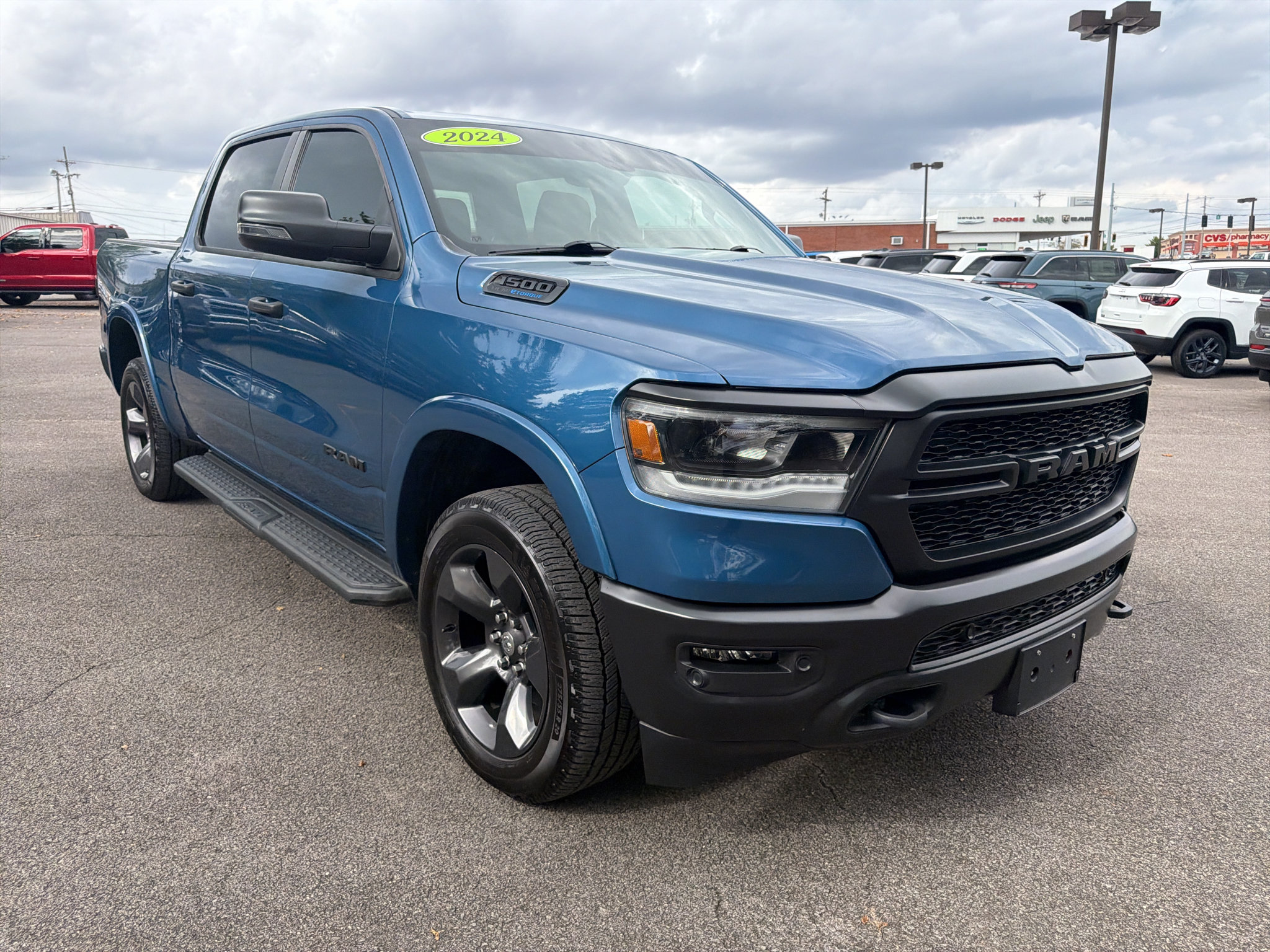 Used 2024 RAM 1500 Big Horn AWD/4WD image 3