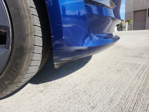 Used 2018 Tesla Model 3 Mid Range image 5