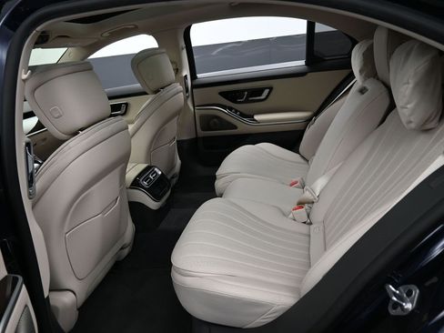 Used 2022 Mercedes-Benz S 500 4MATIC image 25