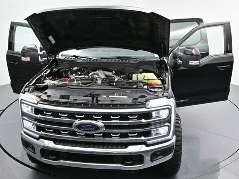 Used 2024 Ford F250 Lariat AWD/4WD image 45