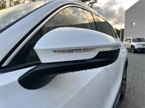 New 2025 Volkswagen Tiguan S image 10