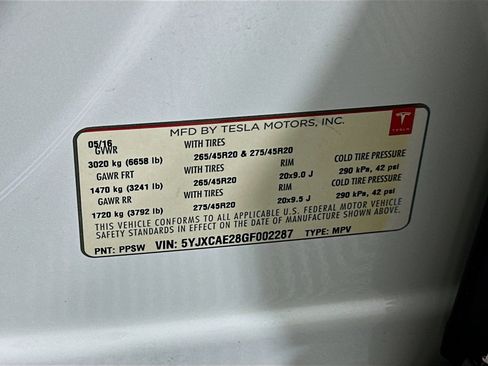 Used 2016 Tesla Model X 90D image 12