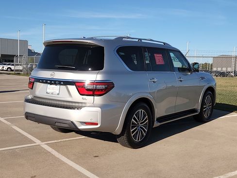 Certified 2024 Nissan Armada SL w/ Captain's Chairs Package image 5