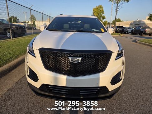 Used 2022 Cadillac XT5 Sportv w/ LPO, ONYX Package AWD/4WD image 2