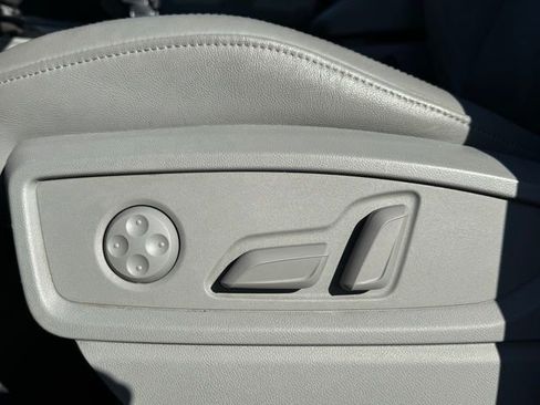 Used 2023 Audi Q5 2.0T Premium Plus w/ Premium Plus Package image 18