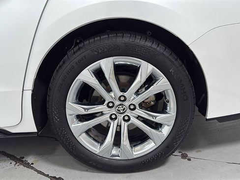 Certified 2023 Toyota Sienna Platinum image 24