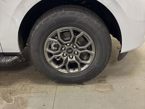 New 2026 Ford Expedition Active image 39