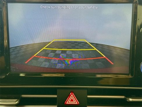 Used 2021 Hyundai Elantra SEL w/ Convenience + Premium Package image 20