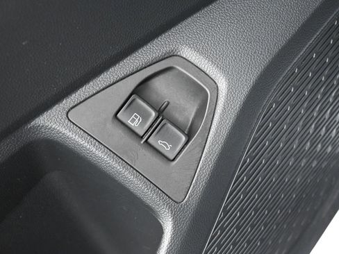 Used 2023 Volkswagen Jetta S image 17