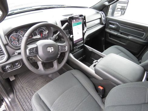 Used 2025 RAM 2500 Big Horn image 11