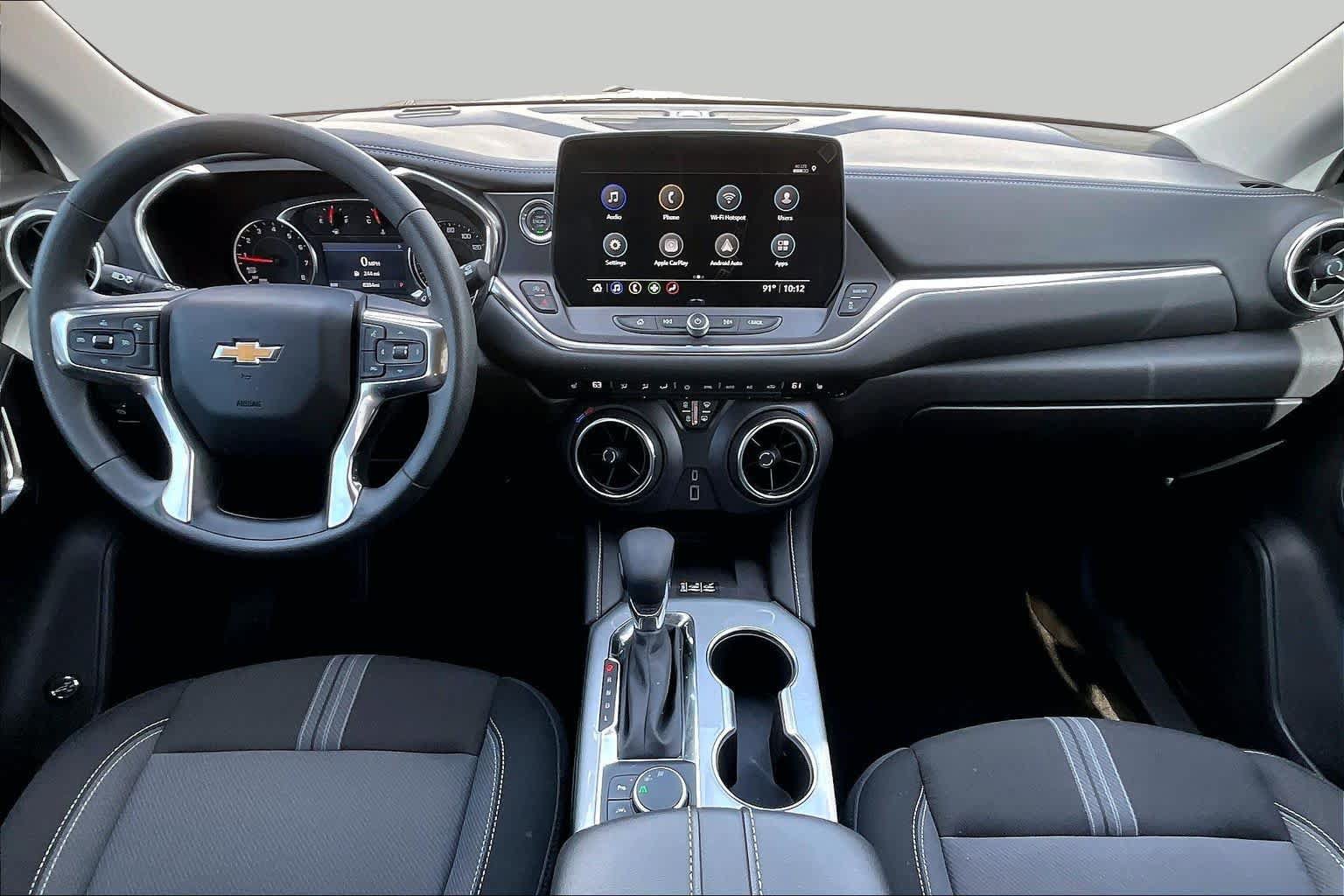Used 2025 Chevrolet Blazer LT w/ Convenience Package FWD image 16