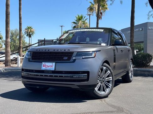 Used 2023 Land Rover Range Rover SE AWD/4WD image 1
