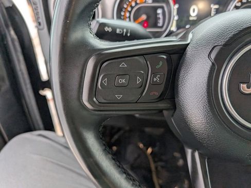 Used 2021 Jeep Wrangler Unlimited Sport image 12