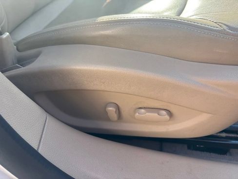Used 2012 Buick LaCrosse Leather FWD image 26