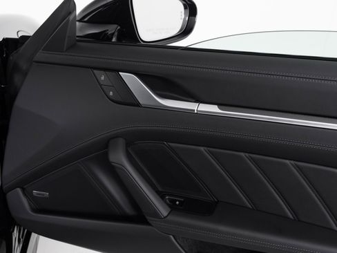 Used 2024 Porsche 911 Turbo S image 33