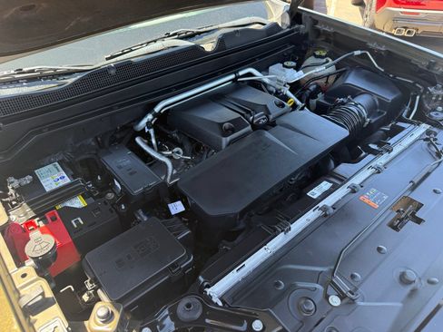 Certified 2023 Chevrolet Colorado LT AWD/4WD image 38