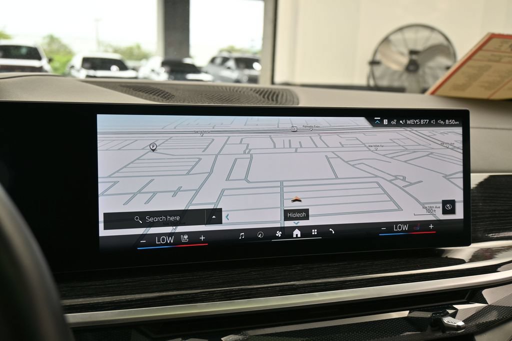 Used 2025 BMW X6 xDrive40i AWD/4WD image 22